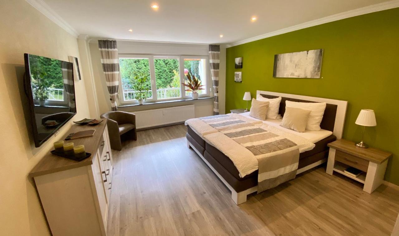 Roosartige Ferien - Ferienwohnung Am Weiherturm Bacharach Dış mekan fotoğraf